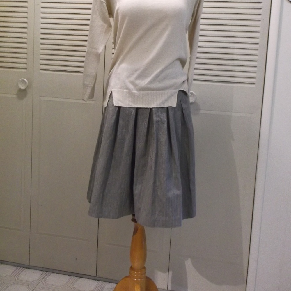 Cabi Grey tweed  Pleated pocket skirt